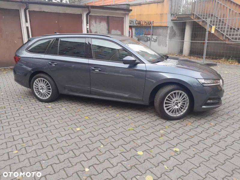 Skoda Octavia 2.0 TDI Ambition DSG - 3