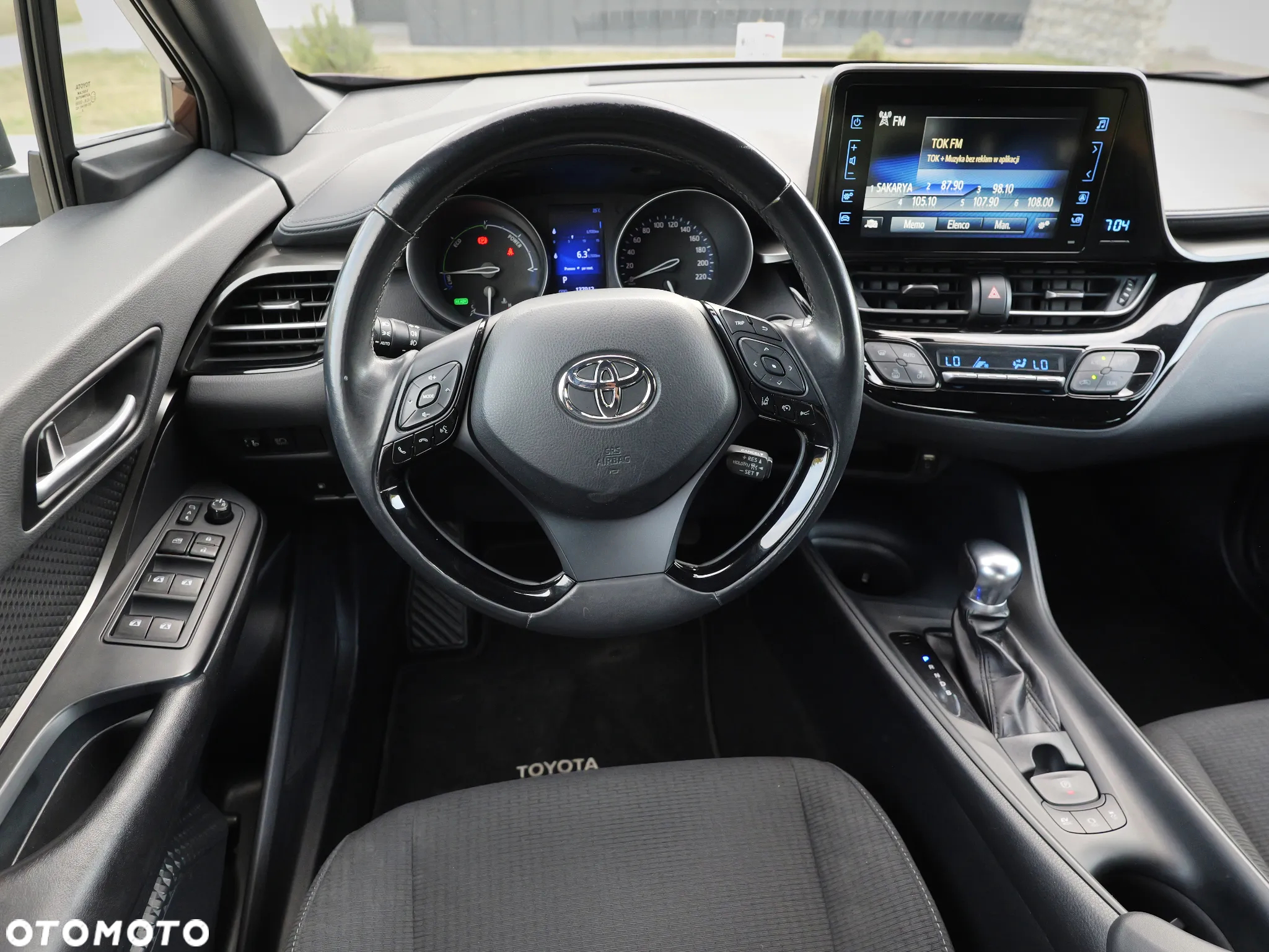 Toyota C-HR - 21