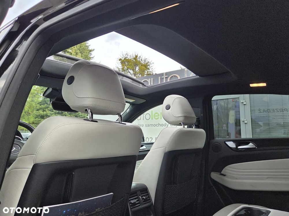 Mercedes-Benz GLE - 18