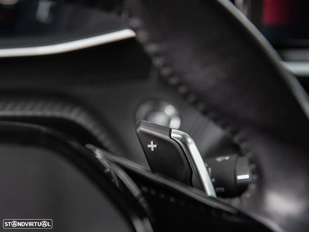 Peugeot 208 PureTech 100 EAT8 Allure Pack - 27