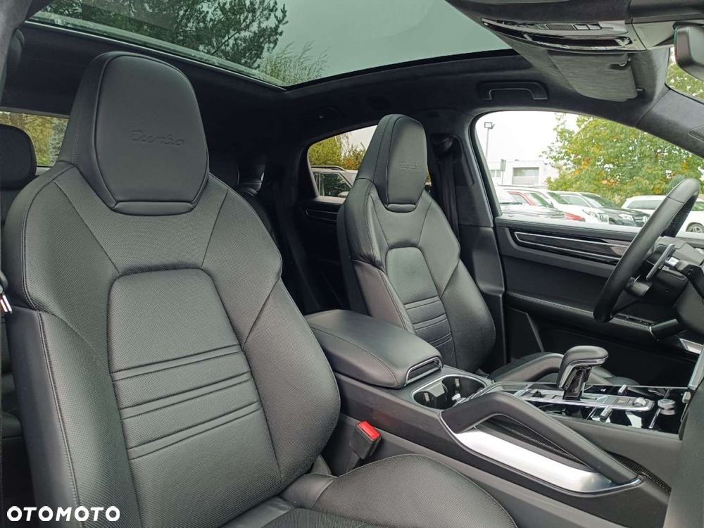 Porsche Cayenne - 31