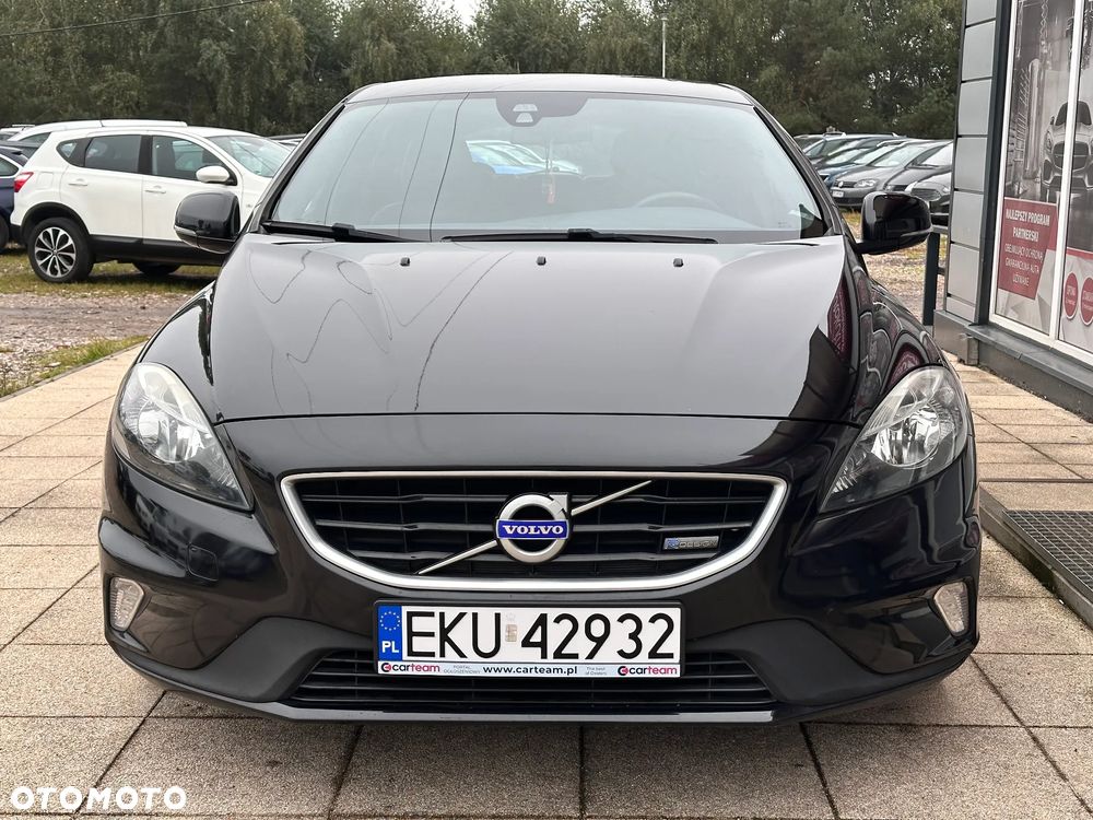 Volvo V40 D2 R Design - 12
