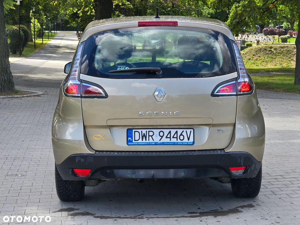 Renault Scenic ver-1-4-16v-tce-tomtom-edition - 5