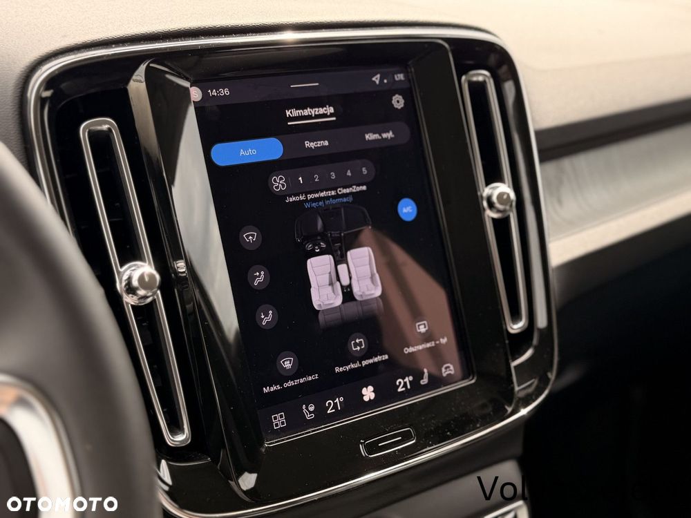 Volvo XC 40 - 12
