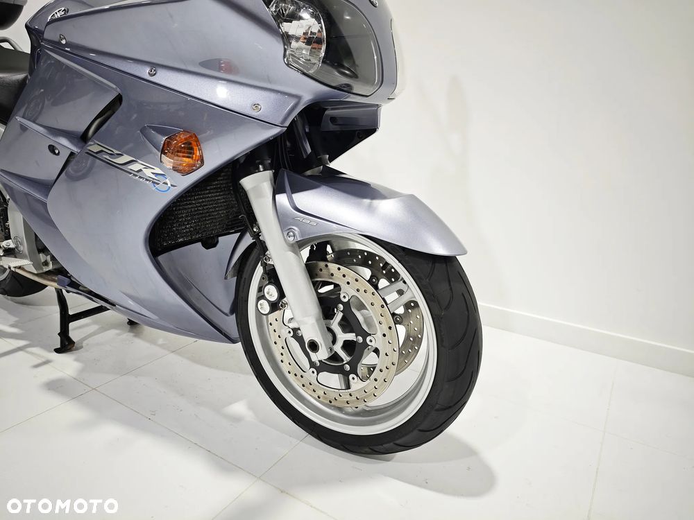 Yamaha FJR - 7