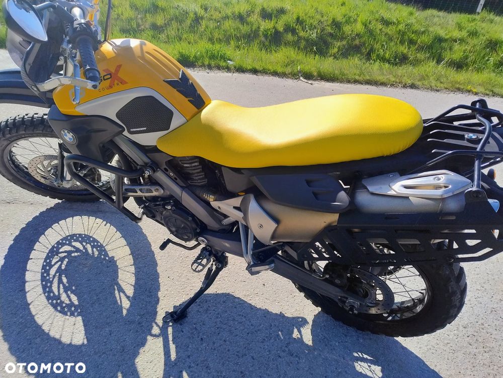 BMW G - 8