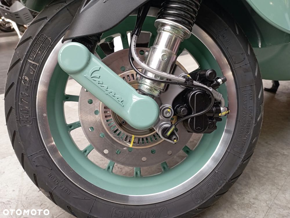Vespa Primavera - 11