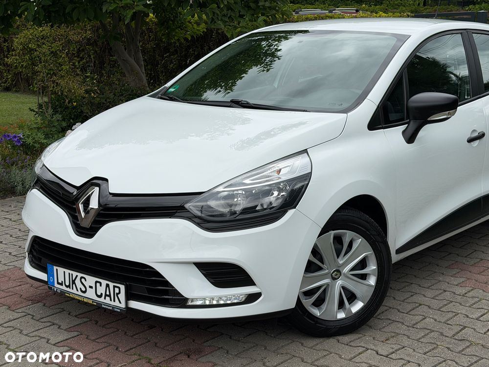 Renault Clio 1.2 16V 75 Limited - 15