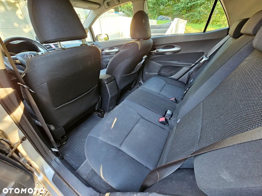 Toyota Auris - 13