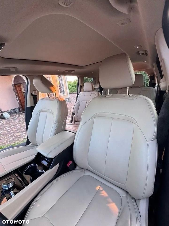 Jeep Grand Cherokee - 13