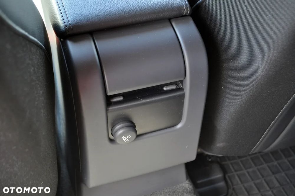 Volvo S60 D4 Drive-E Dynamic Edition (Kinetic) - 32