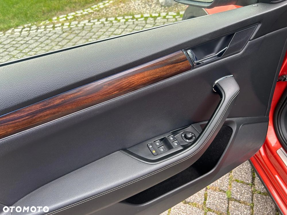 Skoda Superb 2.0 TDI SCR 4x4 Scout DSG - 10