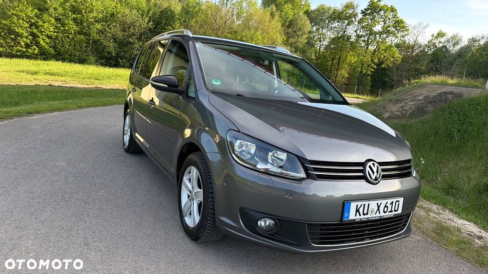 Volkswagen Touran 2.0 TDI DPF STYLE - 9
