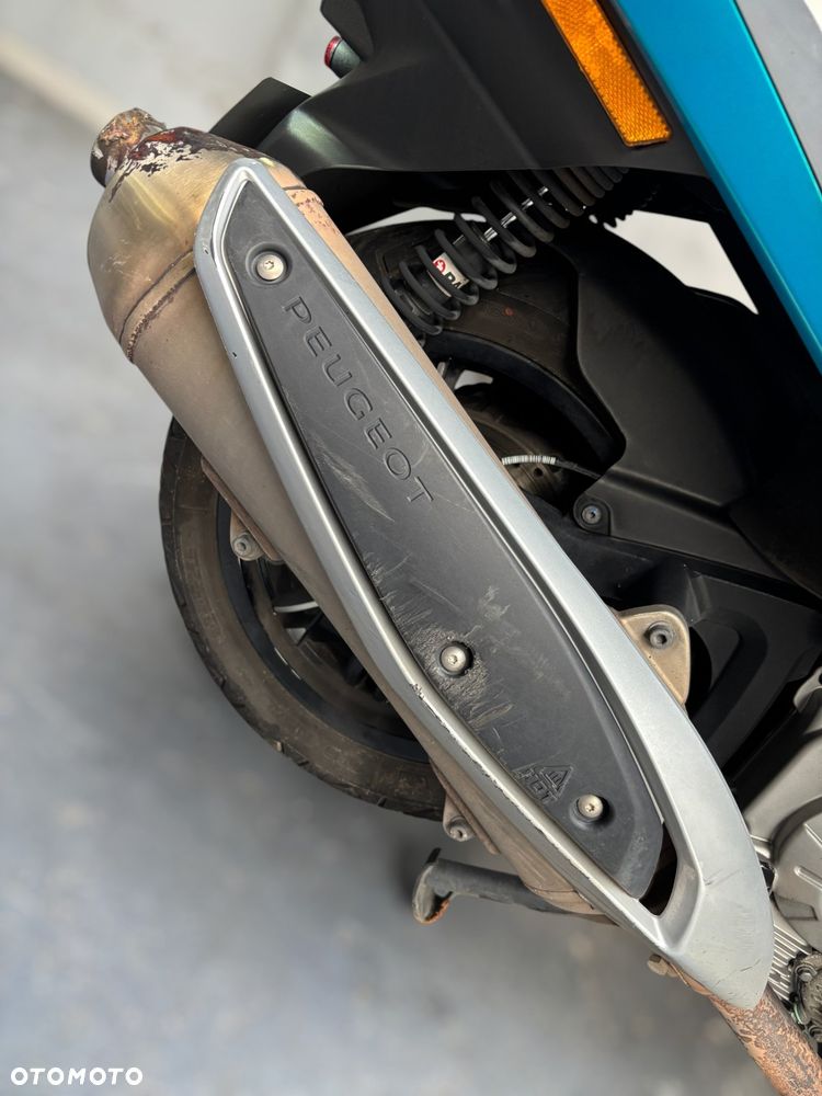 Peugeot Metropolis - 11