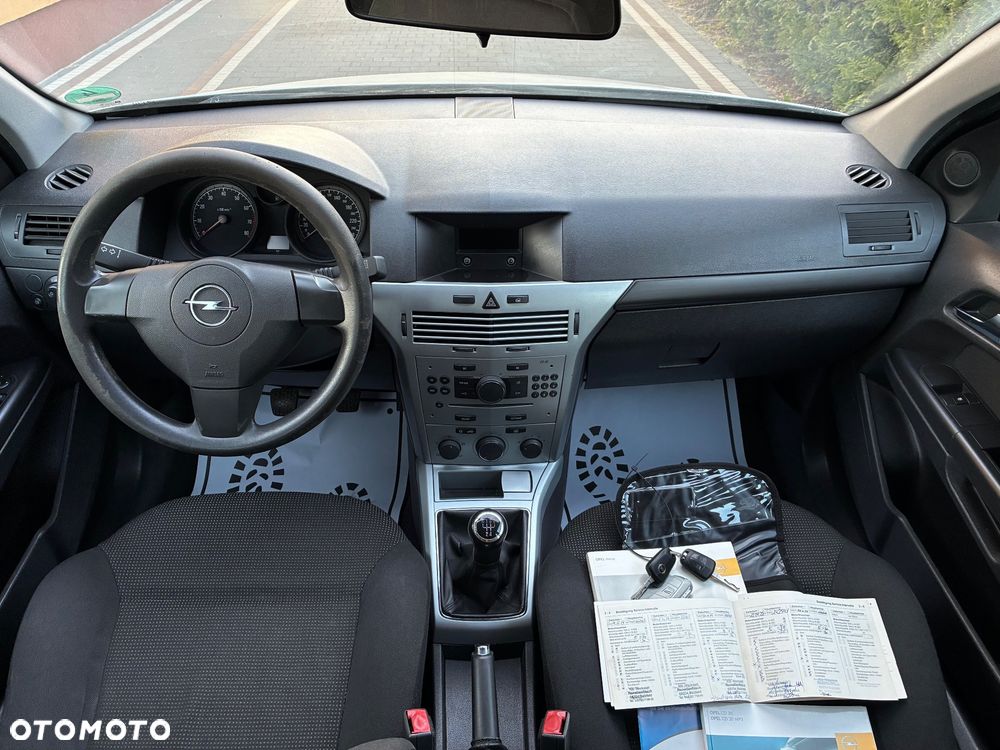 Opel Astra 1.6 Cosmo - 9