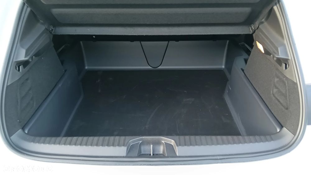 Renault Clio 1.6 E-TECH Full Hybrid 145 Evolution - 29