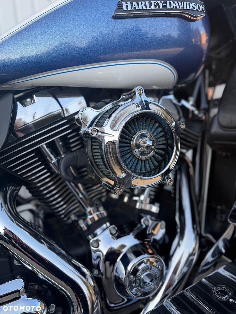 Harley-Davidson Touring Street Glide - 3