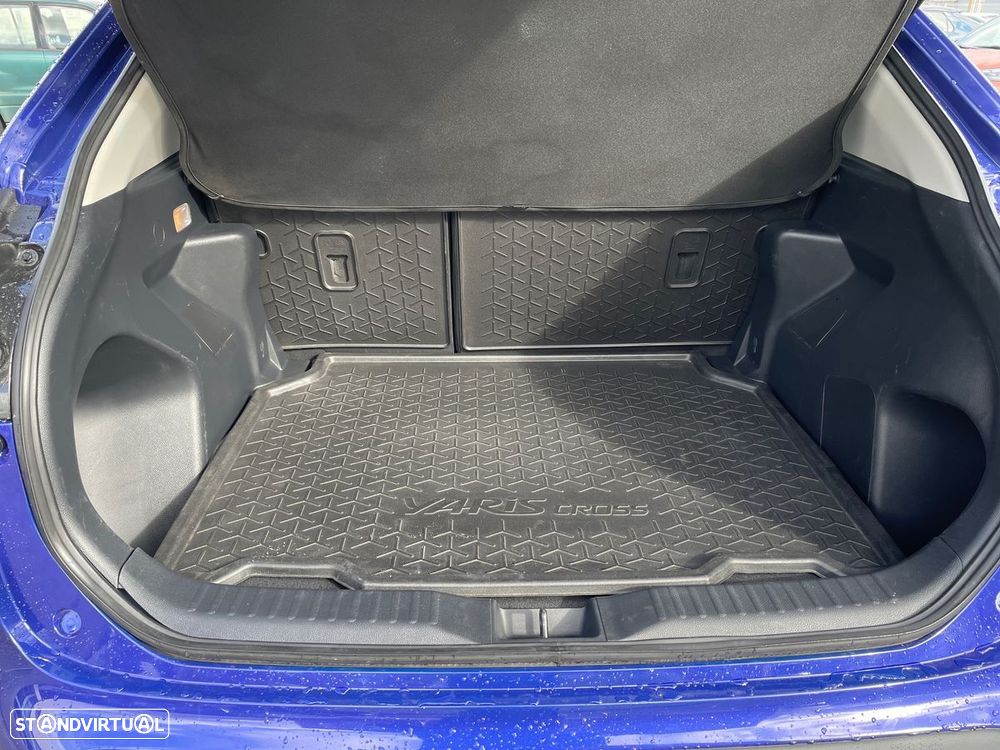 Toyota Yaris Cross 1.5 HDF Comfort Plus - 10