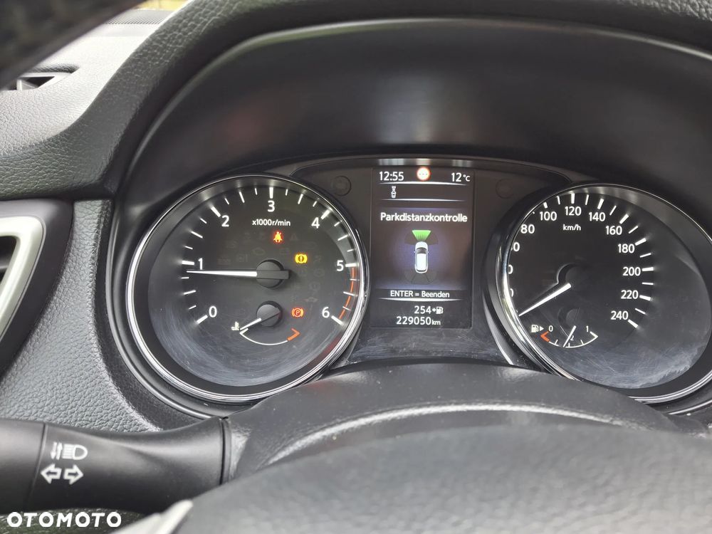 Nissan Qashqai 1.5 dCi Tekna - 22