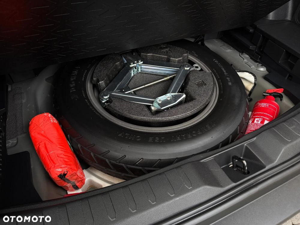 Toyota RAV4 2.5 Hybrid Comfort 4x2 - 26