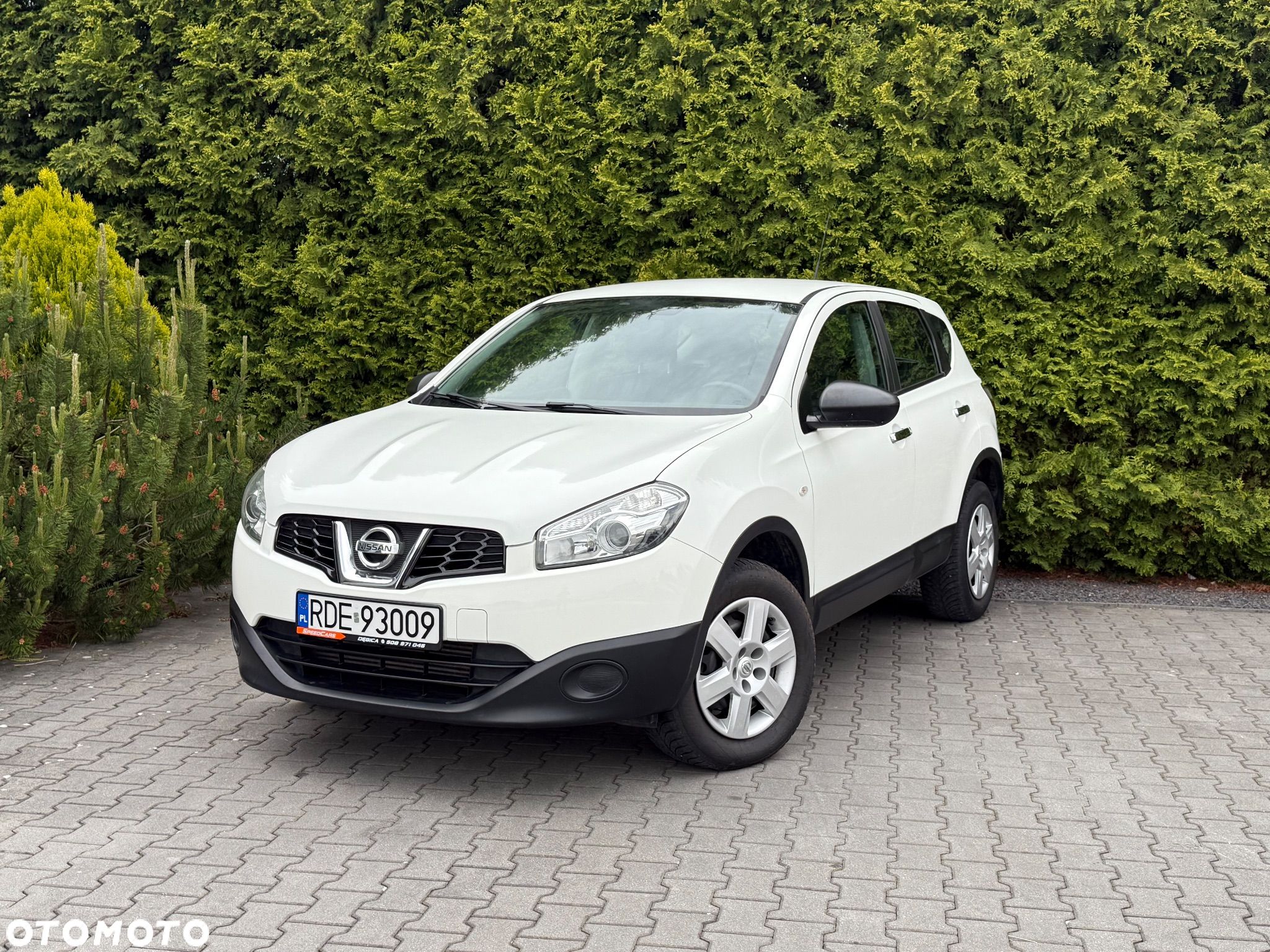 Nissan Qashqai - 1