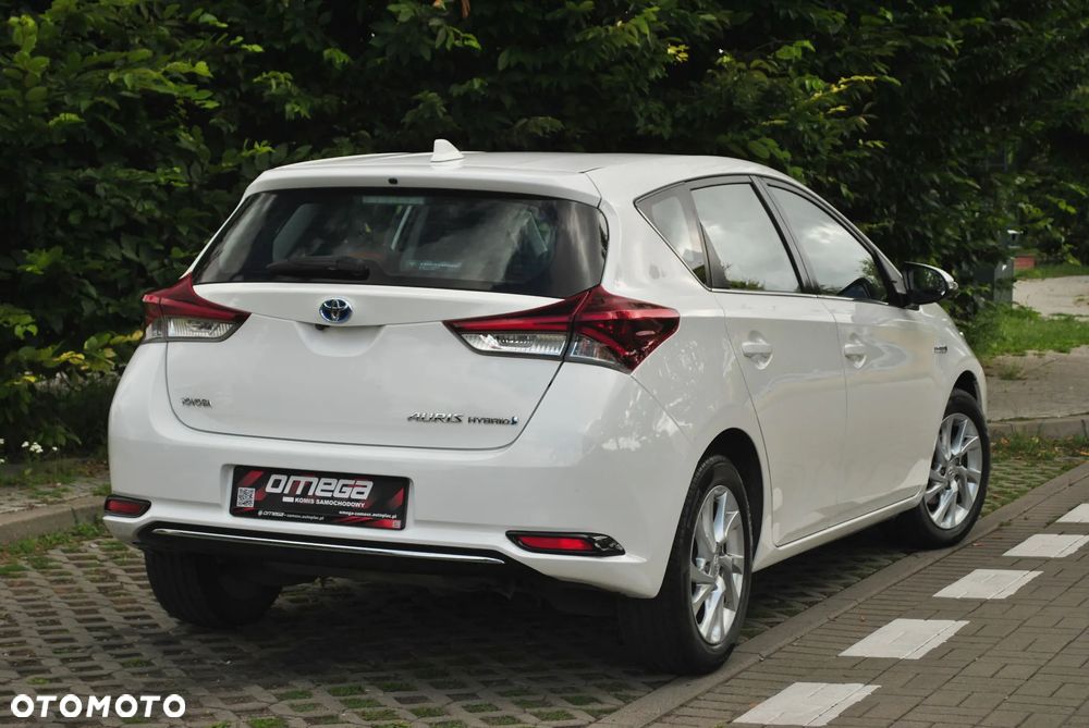 Toyota Auris - 4
