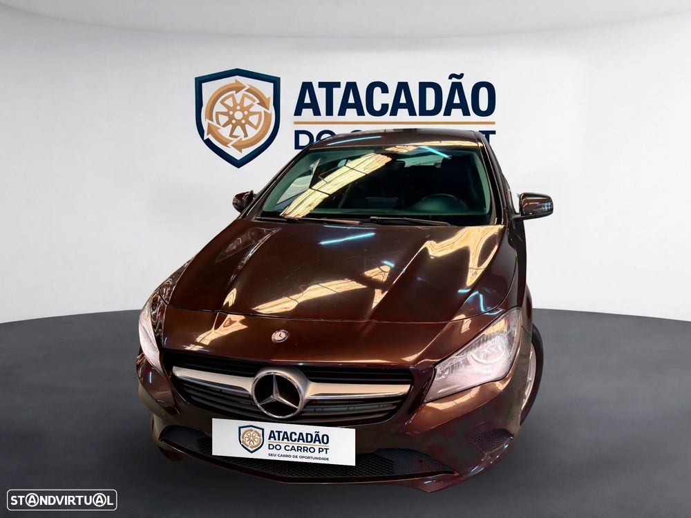 Mercedes-Benz CLA 180 d Shooting Brake Aut. — fotografia 3