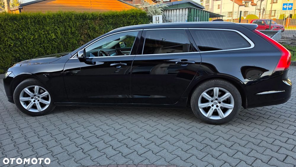 Volvo V90 D4 Geartronic Momentum - 23