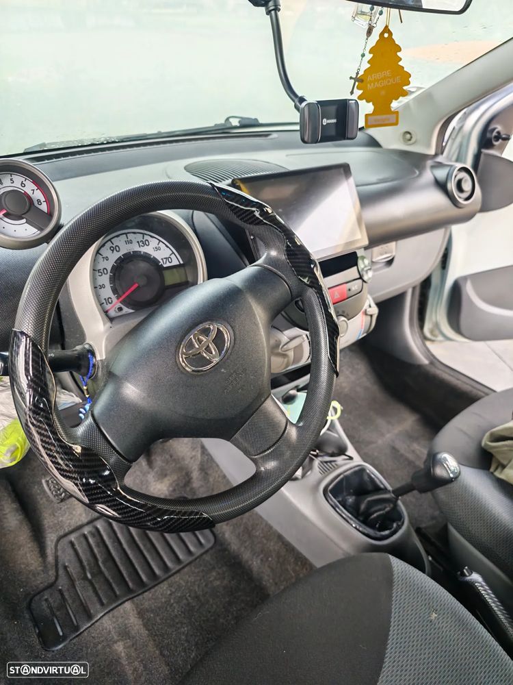 Toyota Aygo 1.0 + AC - 10