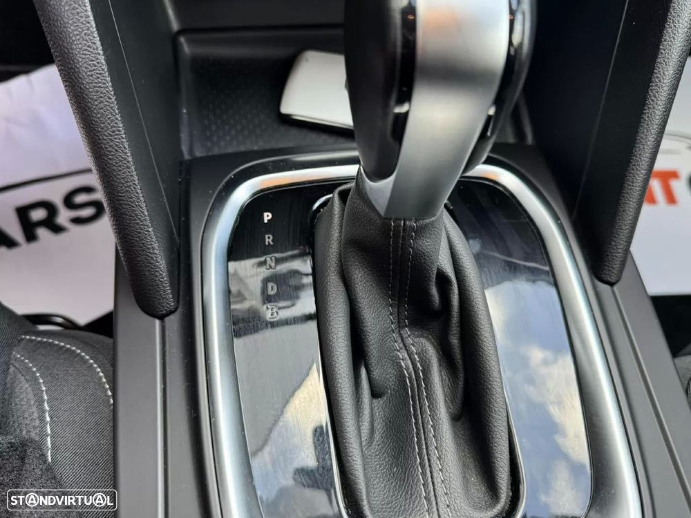 Renault Mégane Sport Tourer 1.6 E-Tech Plug-In Zen - 11