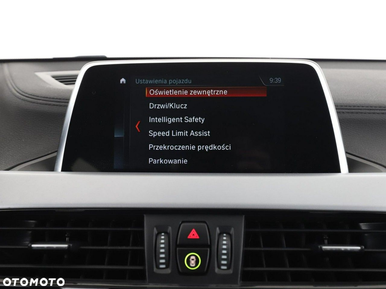 BMW X2 sDrive18d Advantage - 26