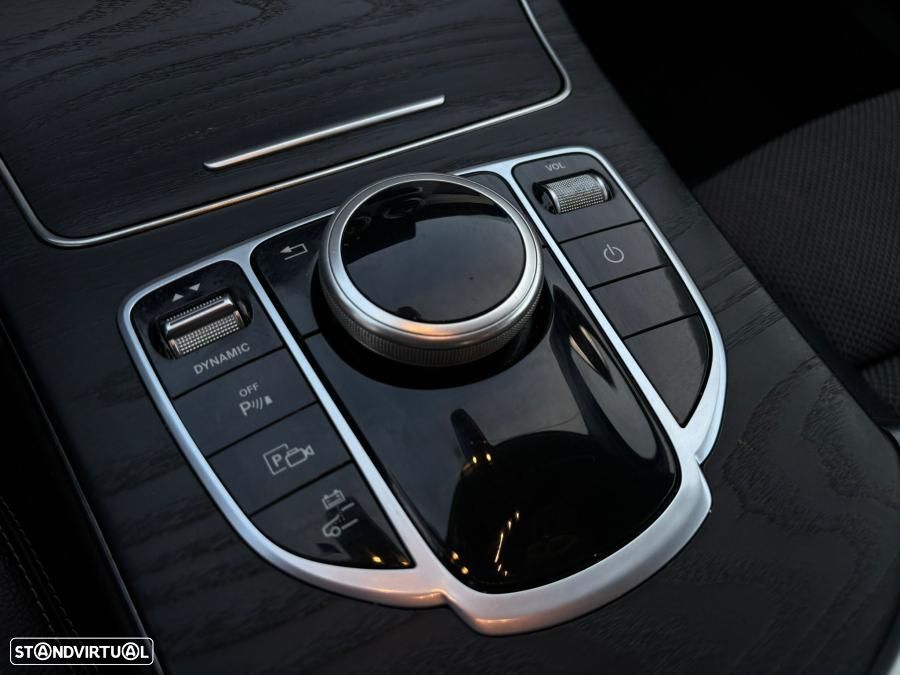 Mercedes-Benz C 300 de Avantgarde - 15