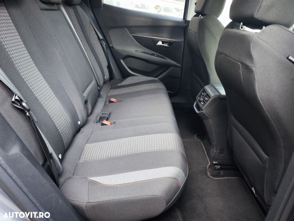 Peugeot 3008 1.2 PureTech Turbo S&S EAT8 Active - 15