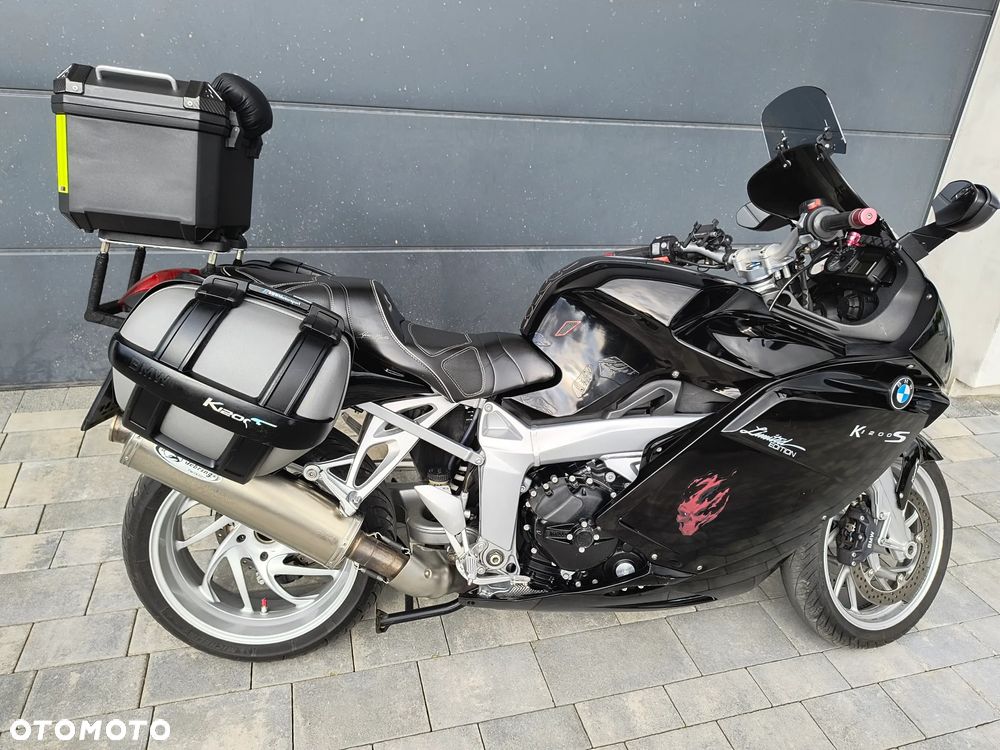 BMW K - 9