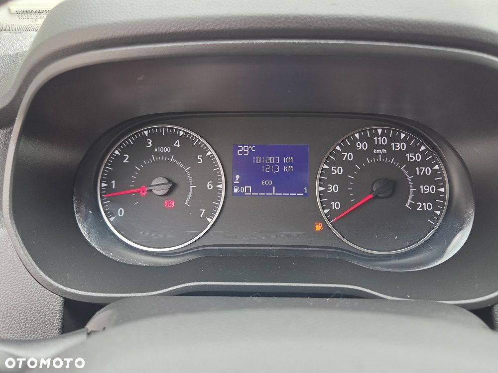 Dacia Duster 1.6 SCe Blackshadow S&S - 19