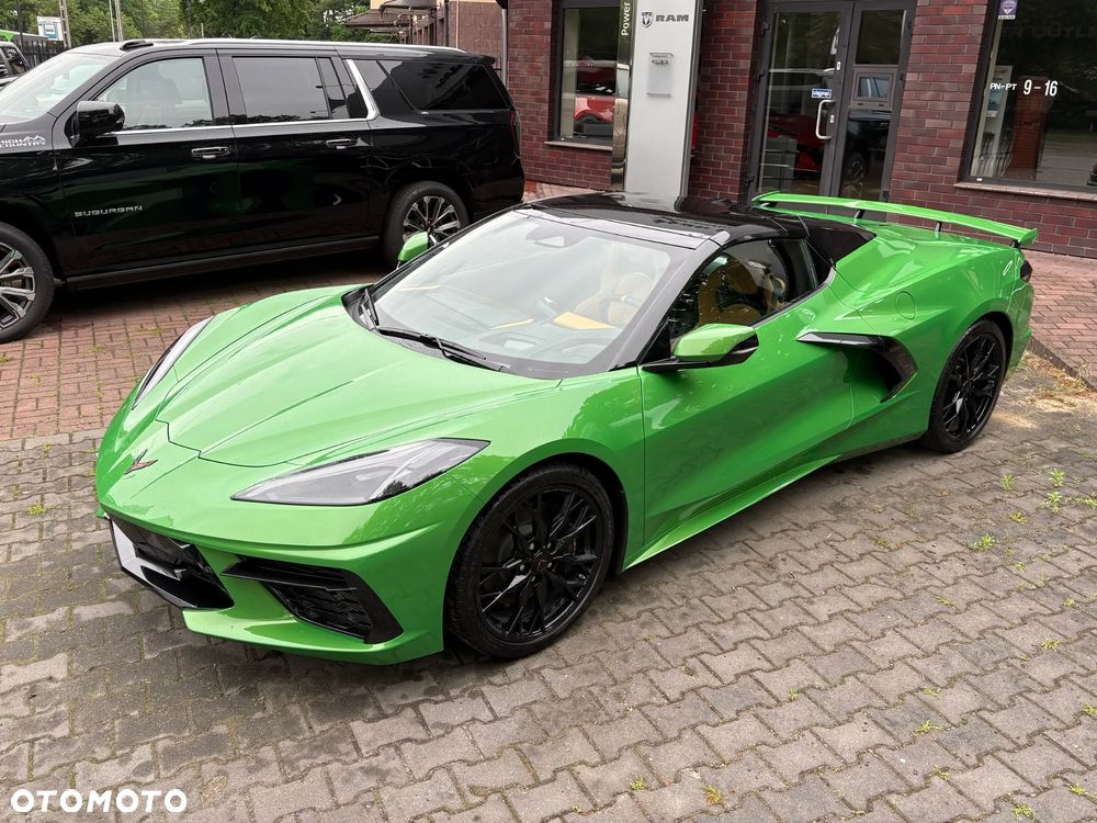 Chevrolet Corvette - 12