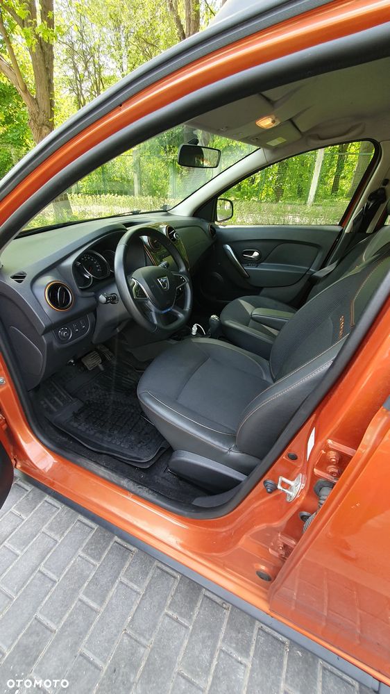 Dacia Sandero 0.9 TCe Laureate S&S Easy-R - 10