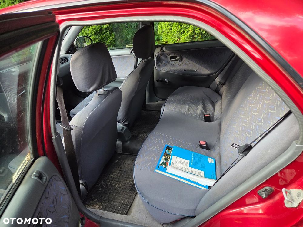Honda Civic 1.5i - 8
