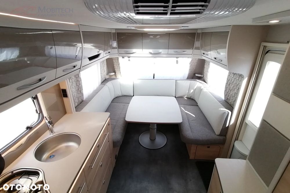Dethleffs Nomad 650 RQT - 8