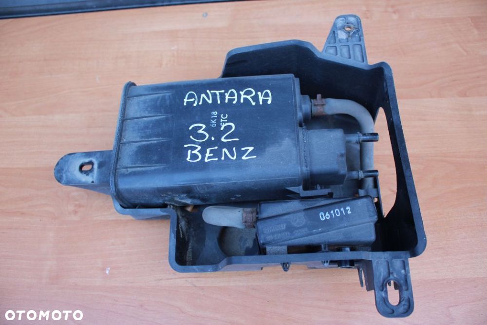 POCHŁANIACZ PAR PALIWA OPEL ANTARA CHEVROLET CAPTIVA 3.2 V6 - 1