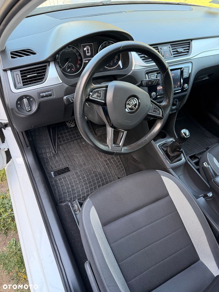Skoda RAPID - 15