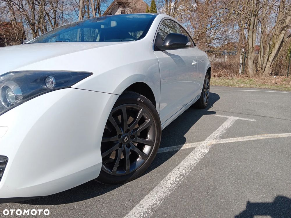 Renault Laguna 2.0 dCi Monaco GP2 - 10