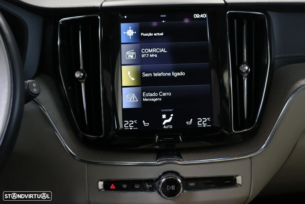 Volvo XC 60 2.0 T6 PHEV Inscription Expression AWD - 24