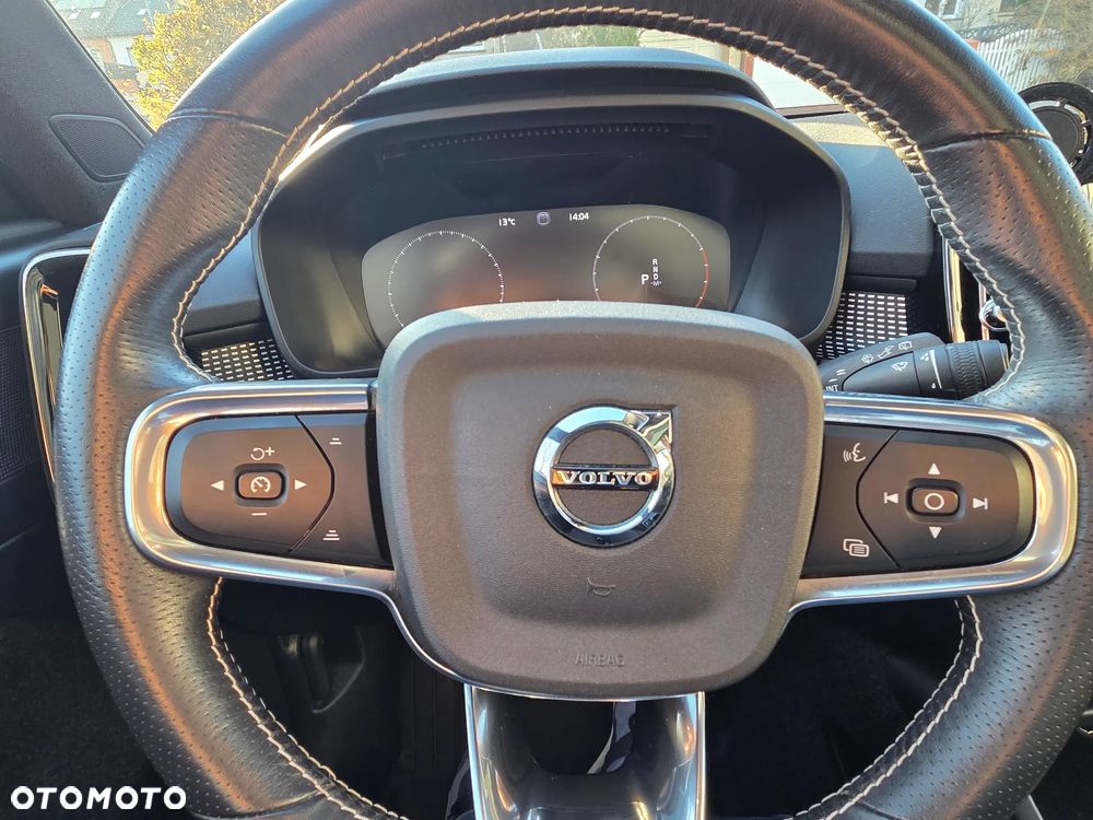 Volvo XC 40 T5 AWD R-Design - 23