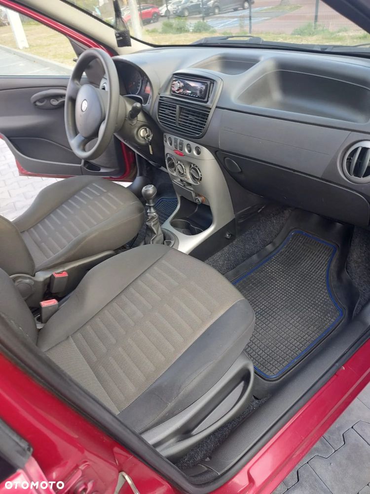 Fiat Punto - 11