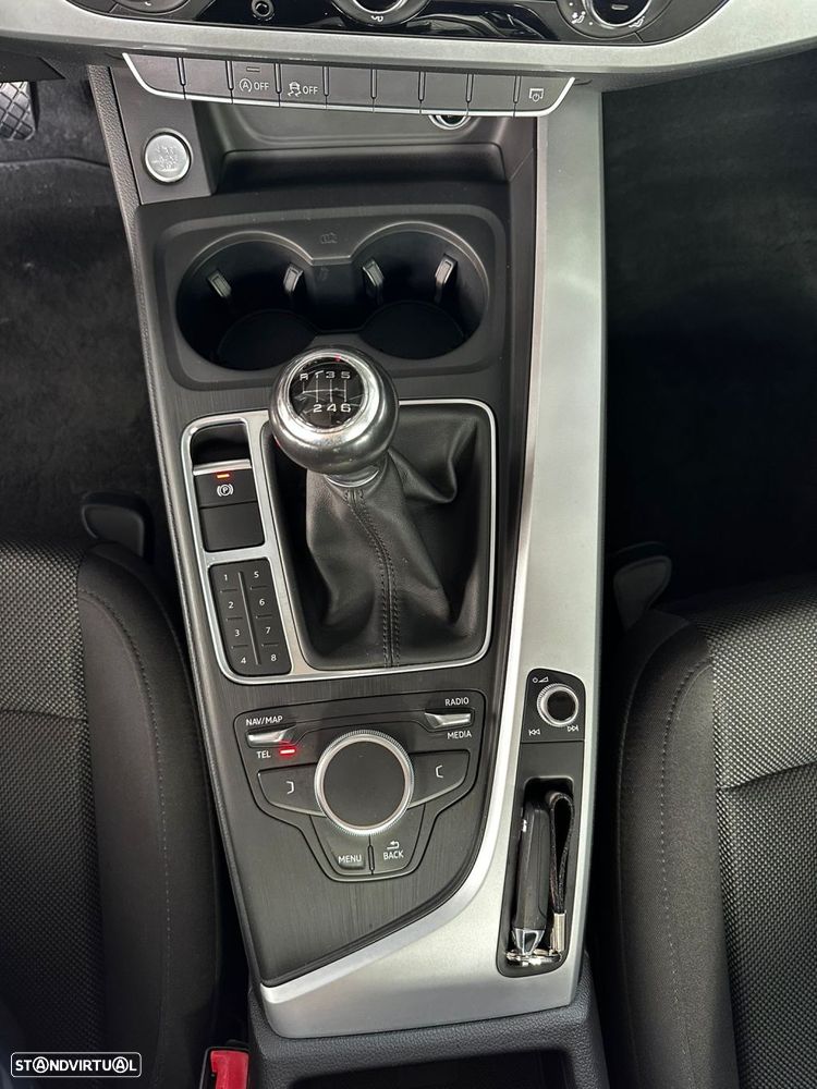 Audi A4 2.0 TDI Business Line - 16