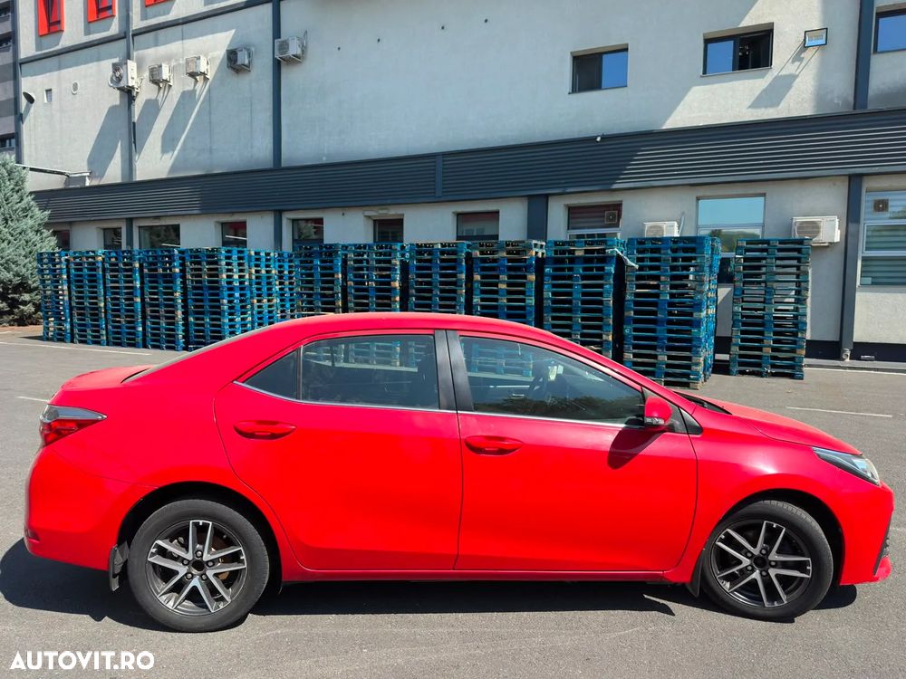 Toyota Corolla 1.4 D-4D Luna - 8