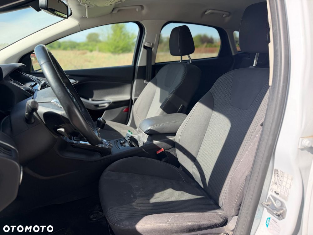Ford Focus 1.0 EcoBoost Titanium - 12