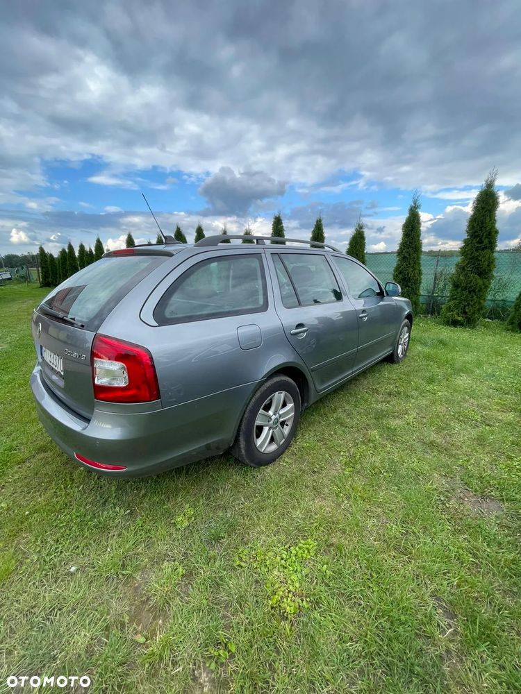 Skoda Octavia 1.6 TDI Active - 8