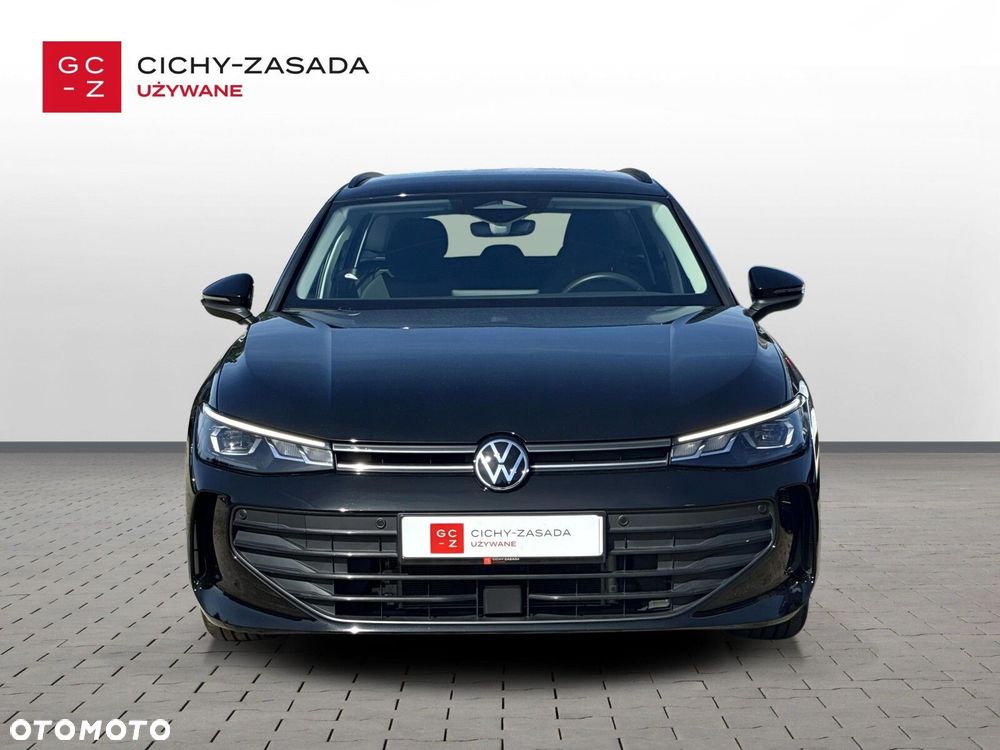 Volkswagen Passat - 9